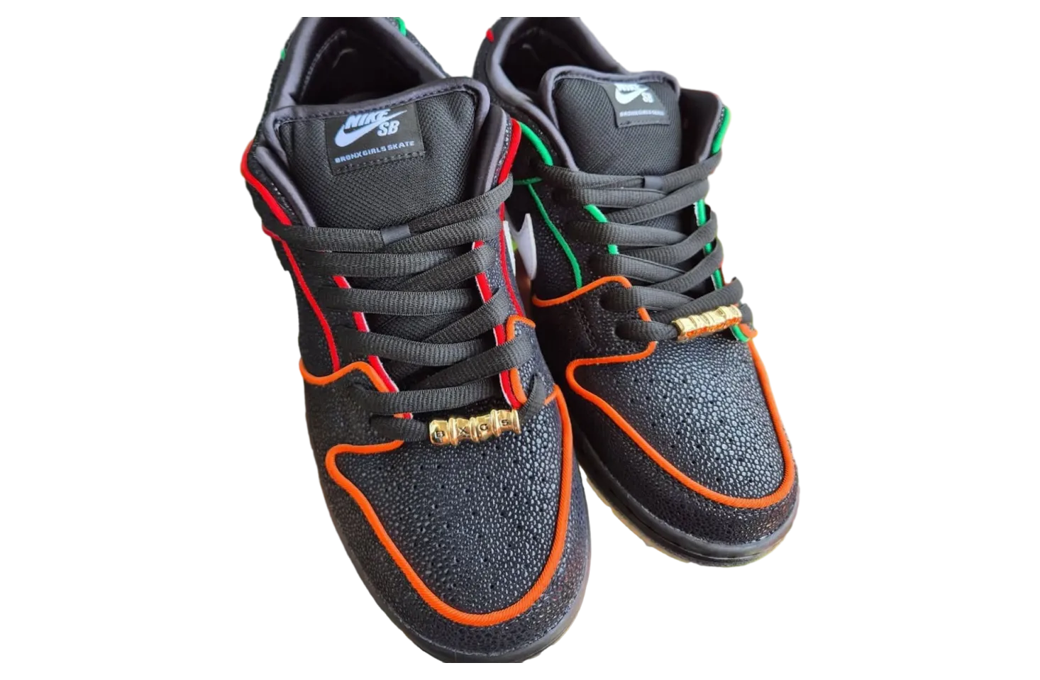 bronx girls skate x nike sb dunk low 2