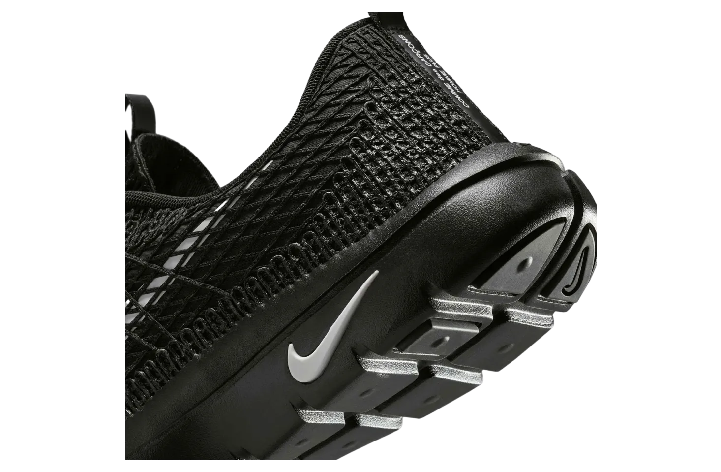 comme des garcons x nike air rejuven8 black 6