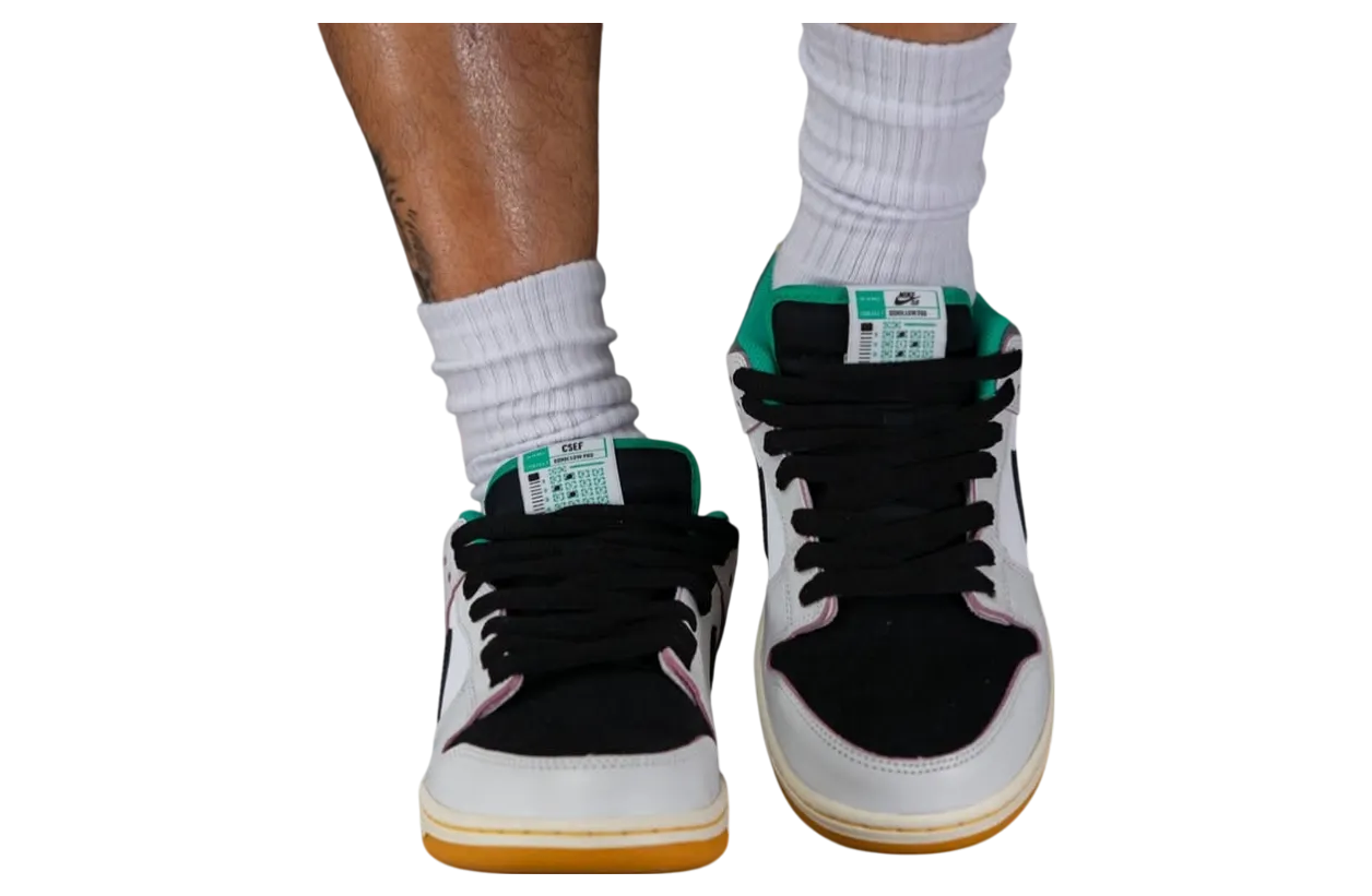 csef x nike sb dunk low summit white clear emerald 5
