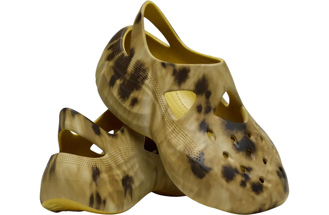 dingyun zhang x crocs diffuser 1