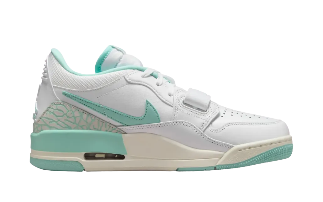 jordan legacy 312 low wmns light dew 1