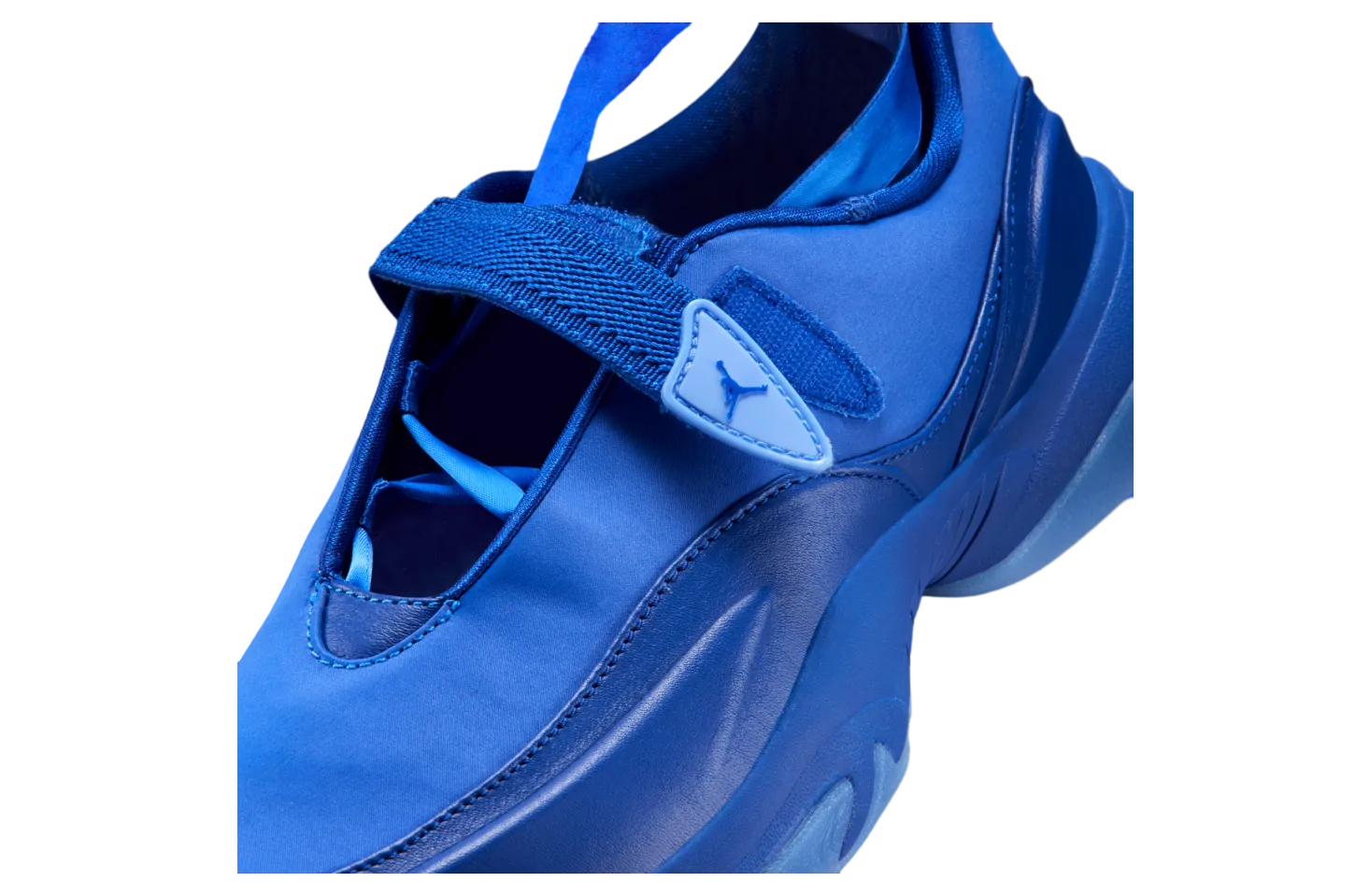 jordan pointe wmns royal blue pulse sapphire 3