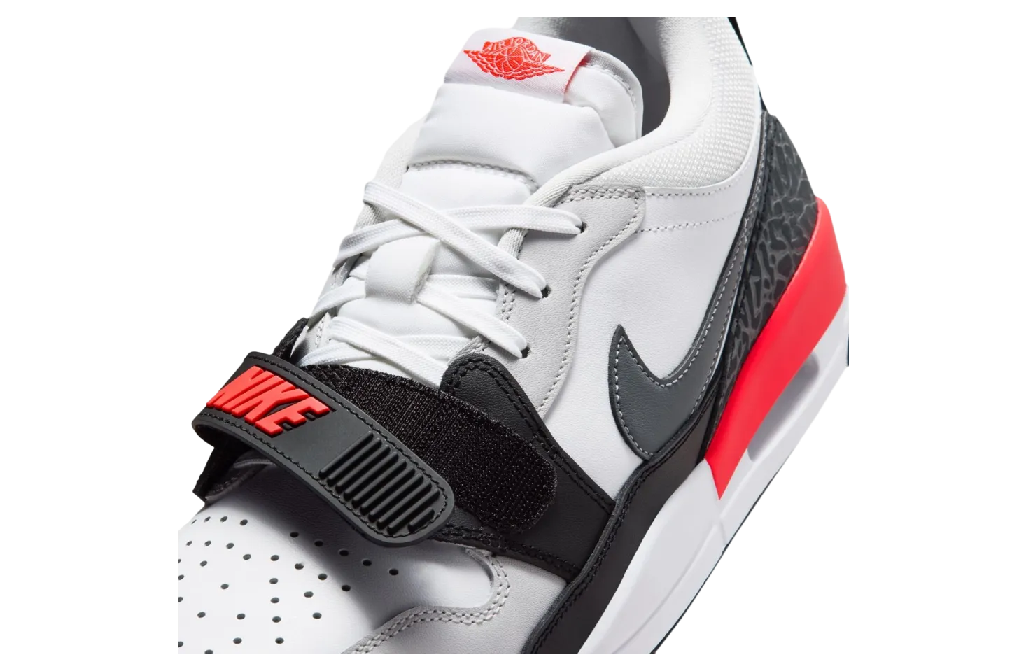 jordans legacy 312 low iswhite infrared 23 3