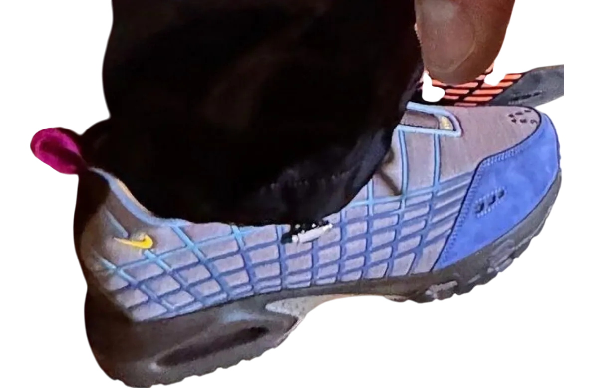 kids of immigrants x nike air max sndr concrete sky