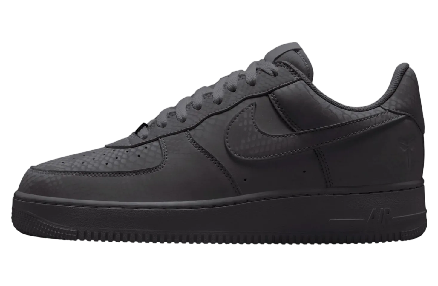 kobe bryant x nike air force 1 triple black