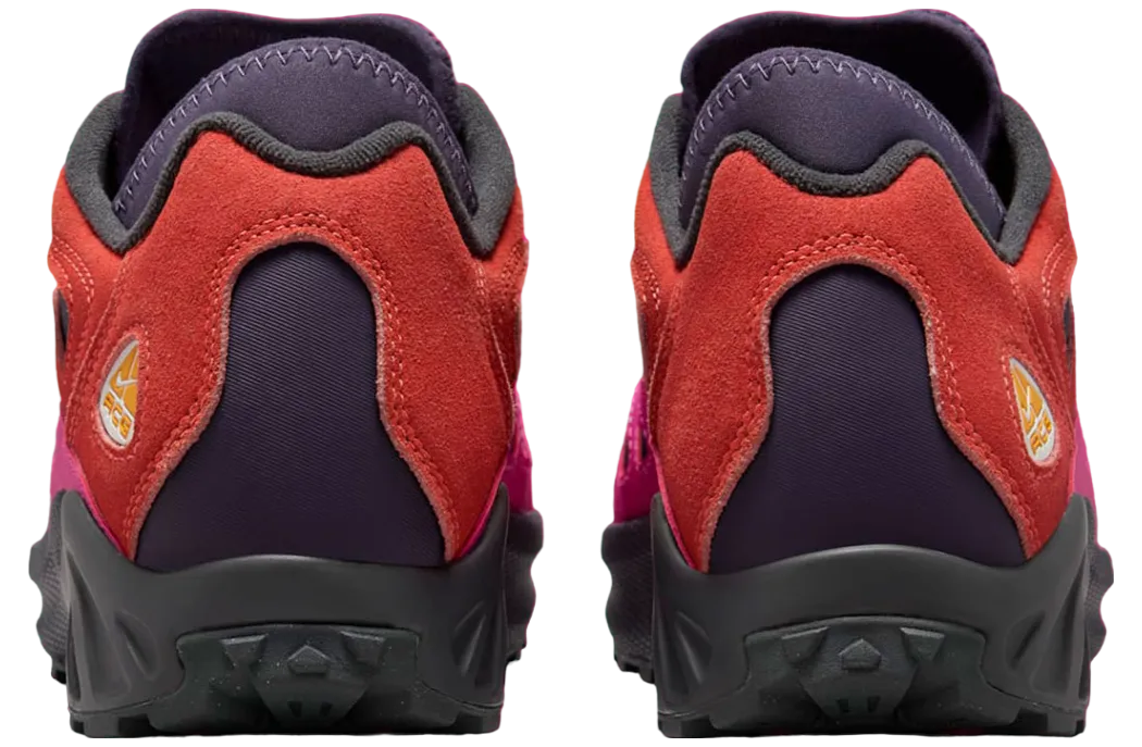 nike acg air exploraid light wild mango laser fuchsia 2