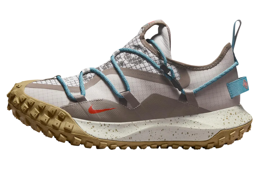 nike acg mountain fly low college grey smokey blue