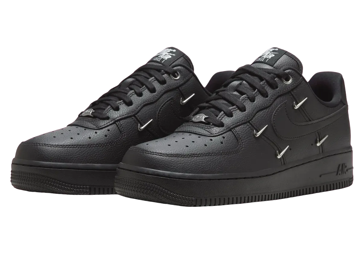 nike air force 1 low wmns black metallic silver 0