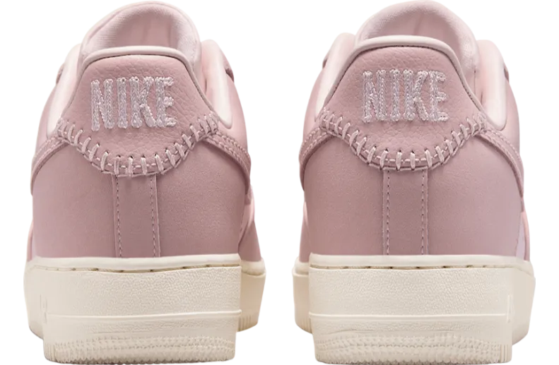 nike air force 1 low wmns pink oxford sail 3