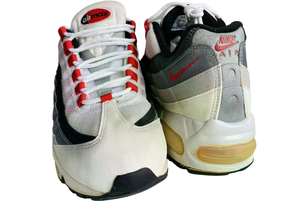 nike air max 95 og comet white comet red 2