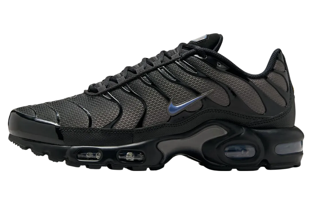 nike air max plus black dark smoke grey