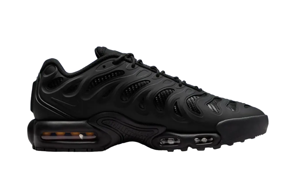 nike air max plus drift triple black 1