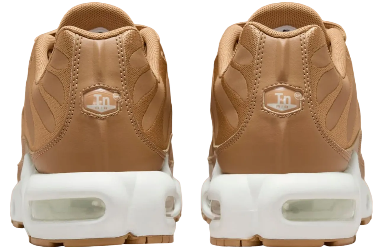 nike air max plus flax sail 3