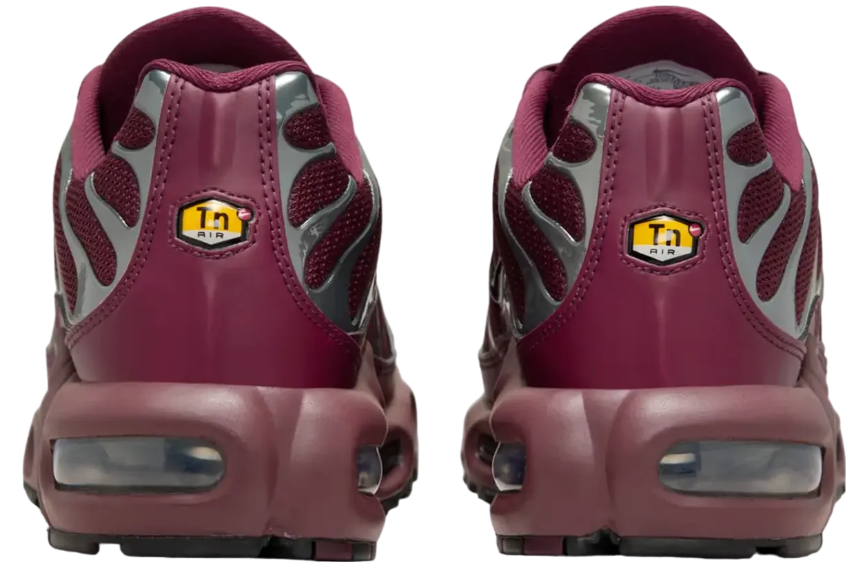 nike air max plus night maroon dark team red 3