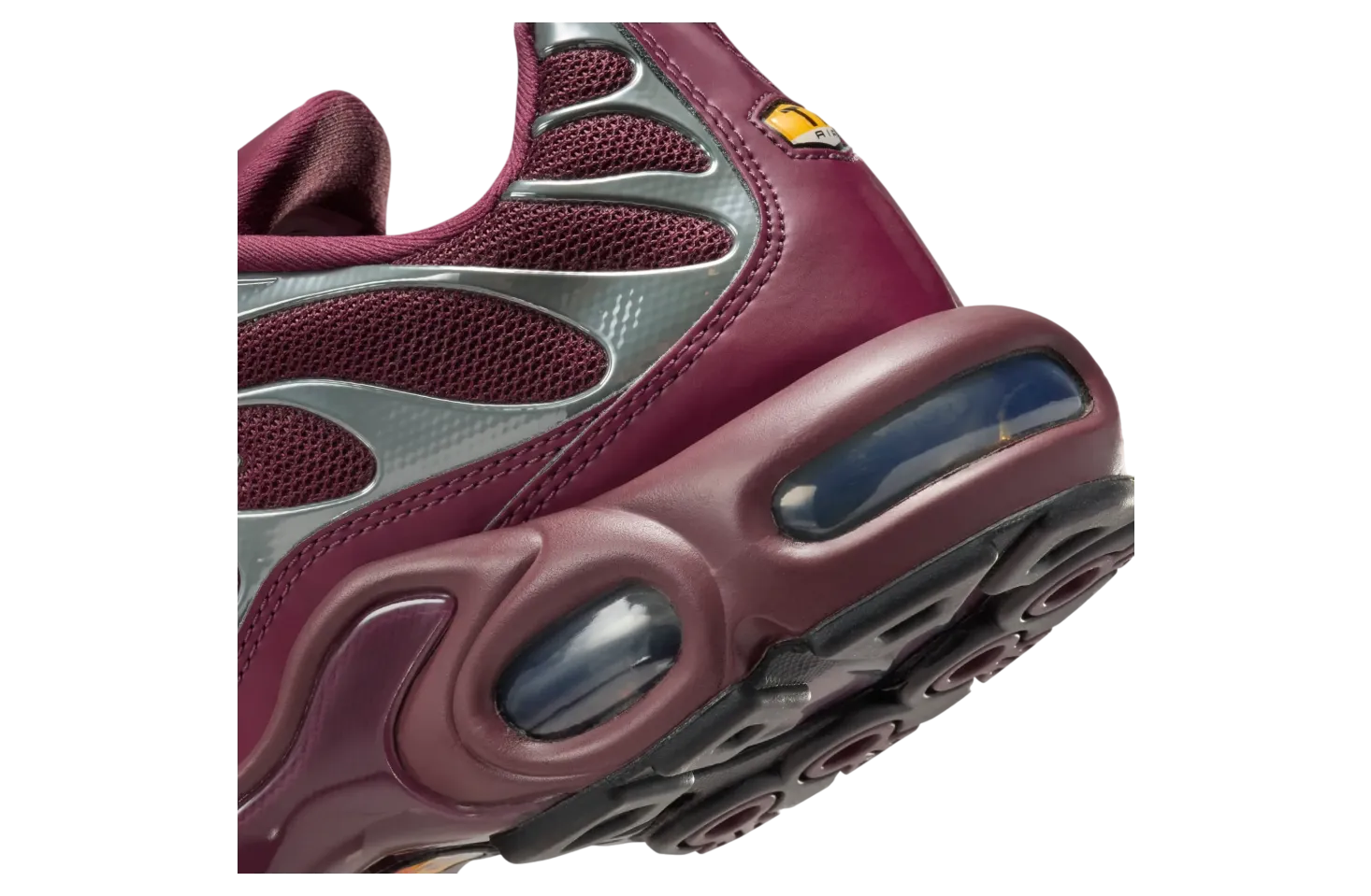 nike air max plus night maroon dark team red 6