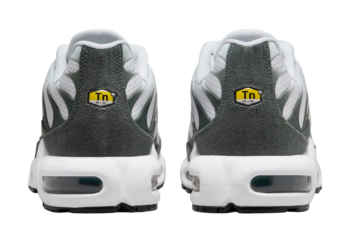 nike air max plus notebook scribbles 3