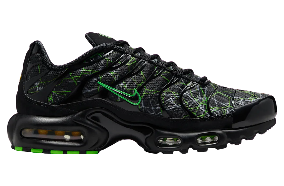 nike air max plus shattered glass black green 1