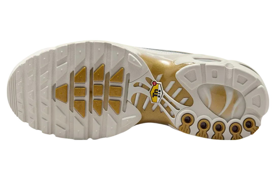 nike air max plus tiempo phantom metallic gold 4