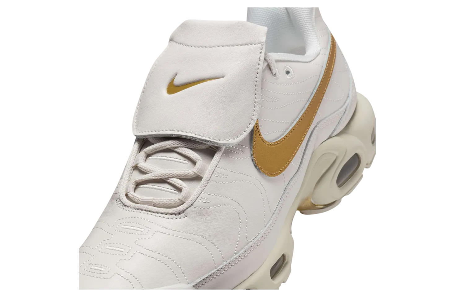 nike air max plus tiempo phantom metallic gold 5