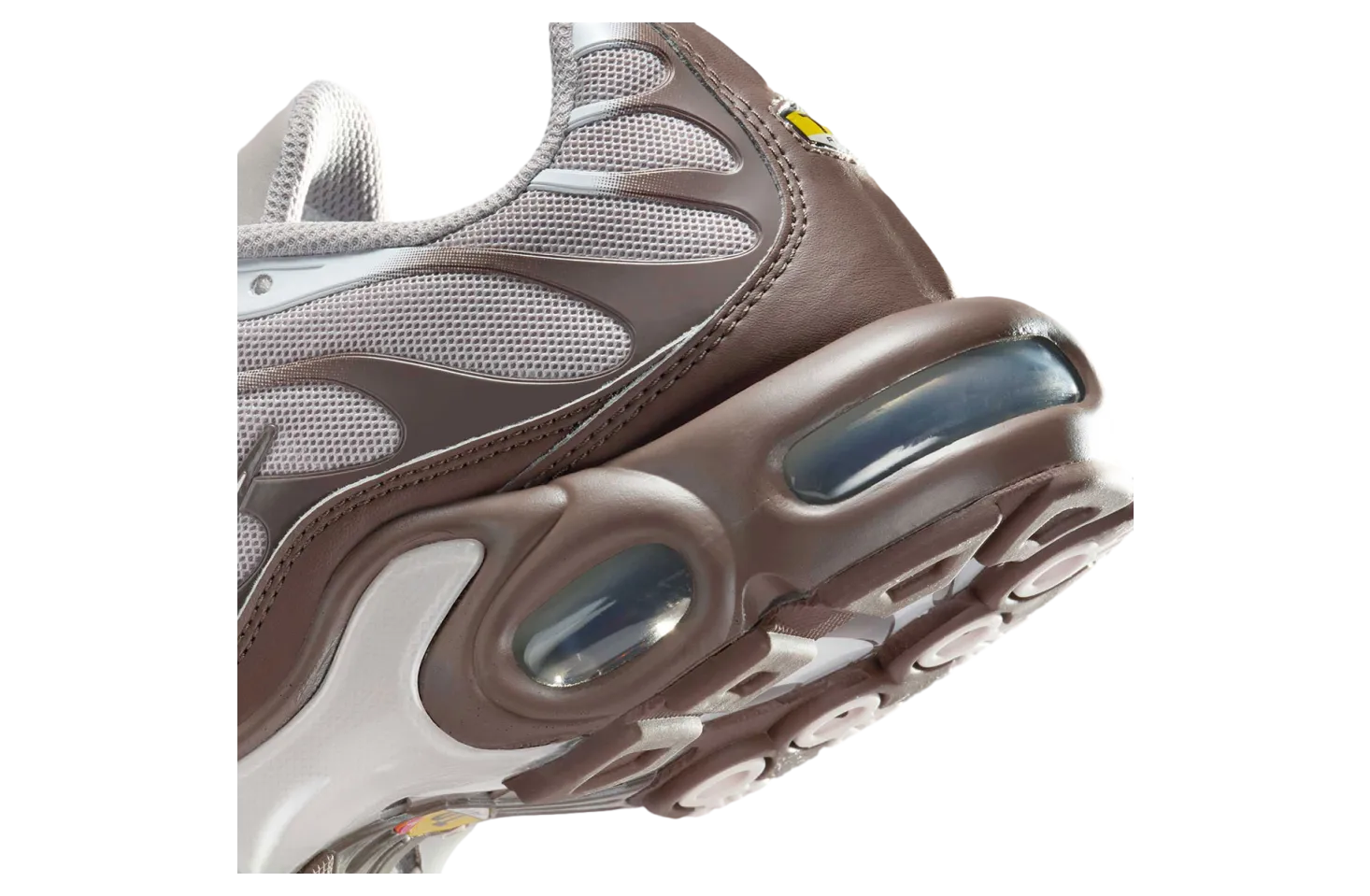 nike air max plus wmns brown pink 4