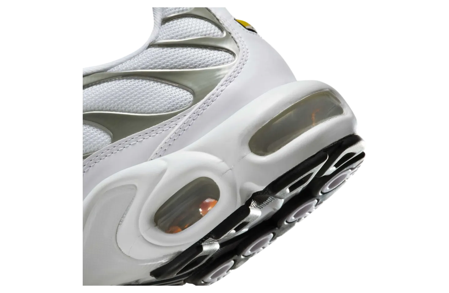 nike air max plus wmns metallic silver white 6