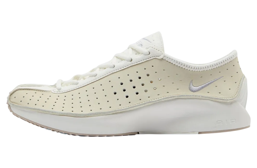nike air superfly wmns coconut milk metallic silver