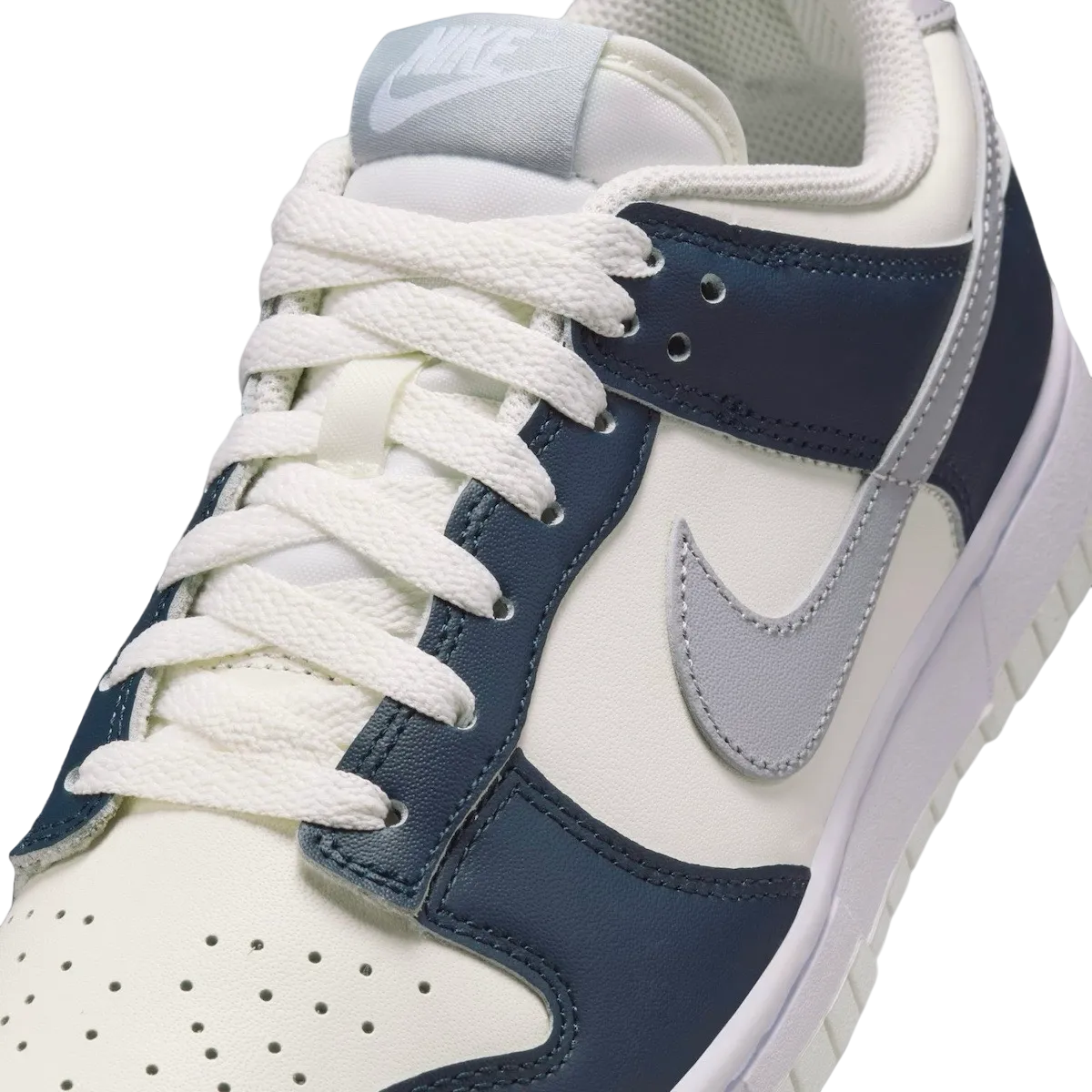 nike dunk low armory navy sail 5