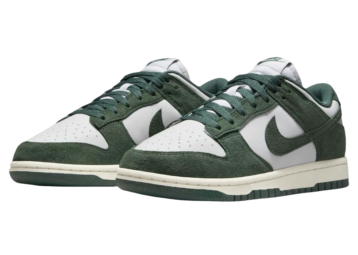 nike dunk low green suede 0