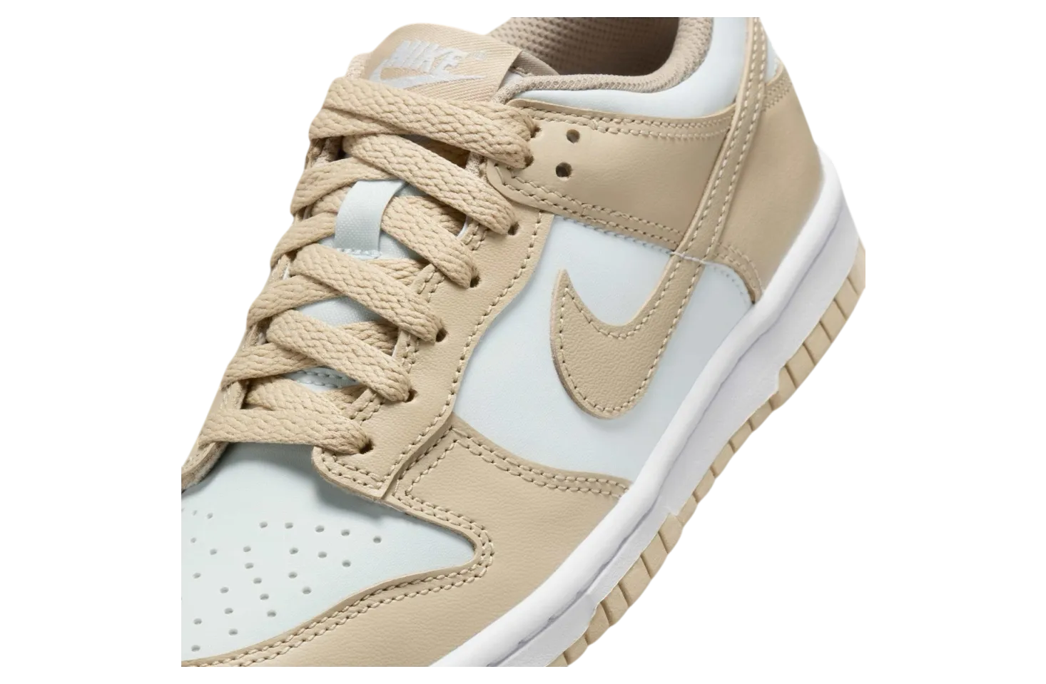 nike dunk low gs desert khaki pure platinum 5