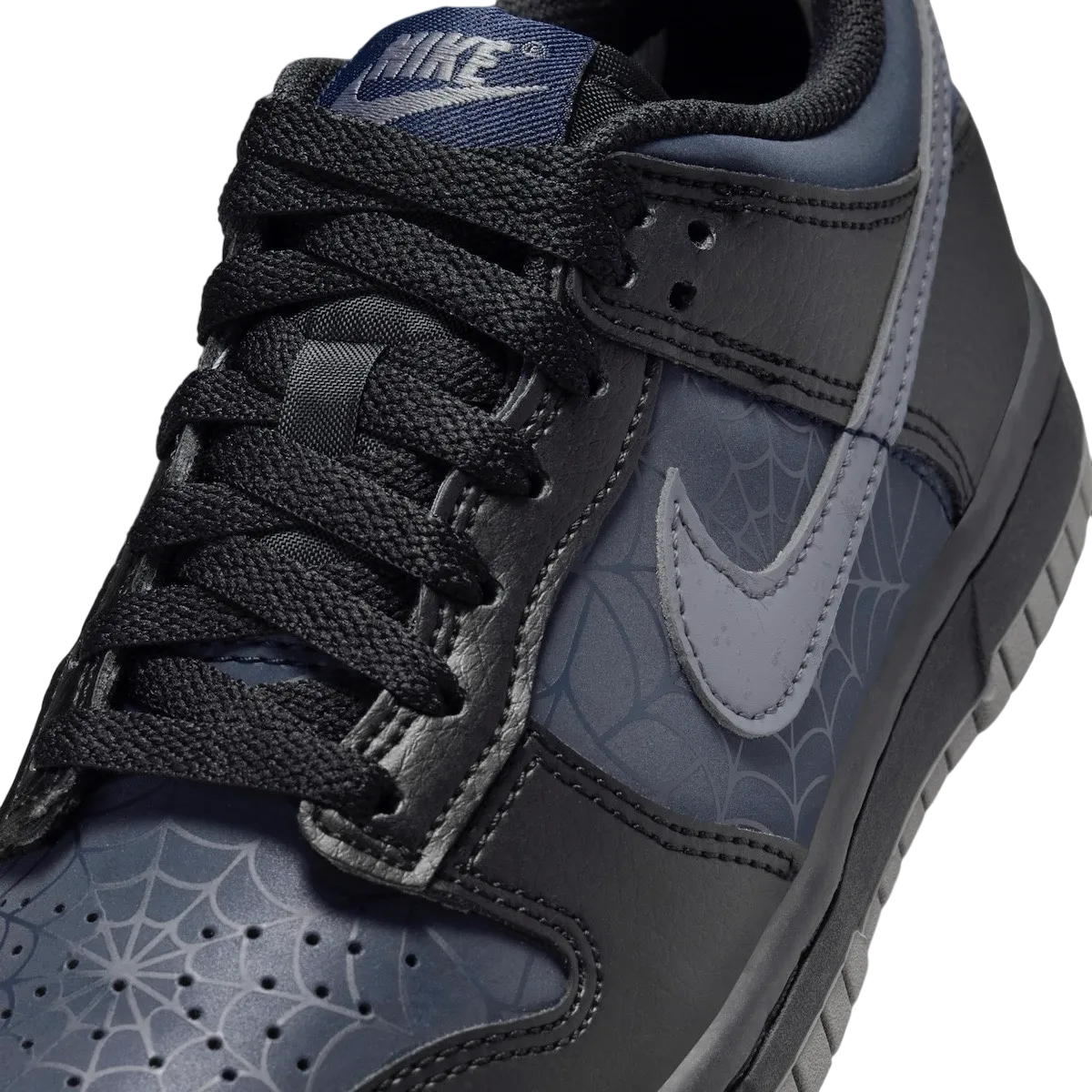 nike dunk low gs symbiote 6