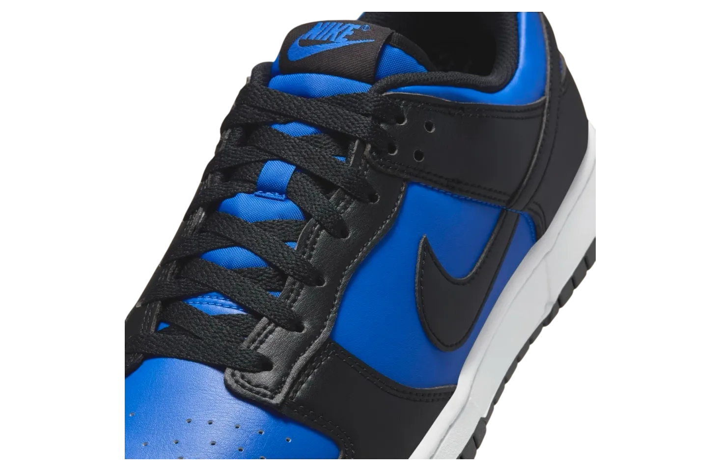 nike dunk low hyper royal black 5