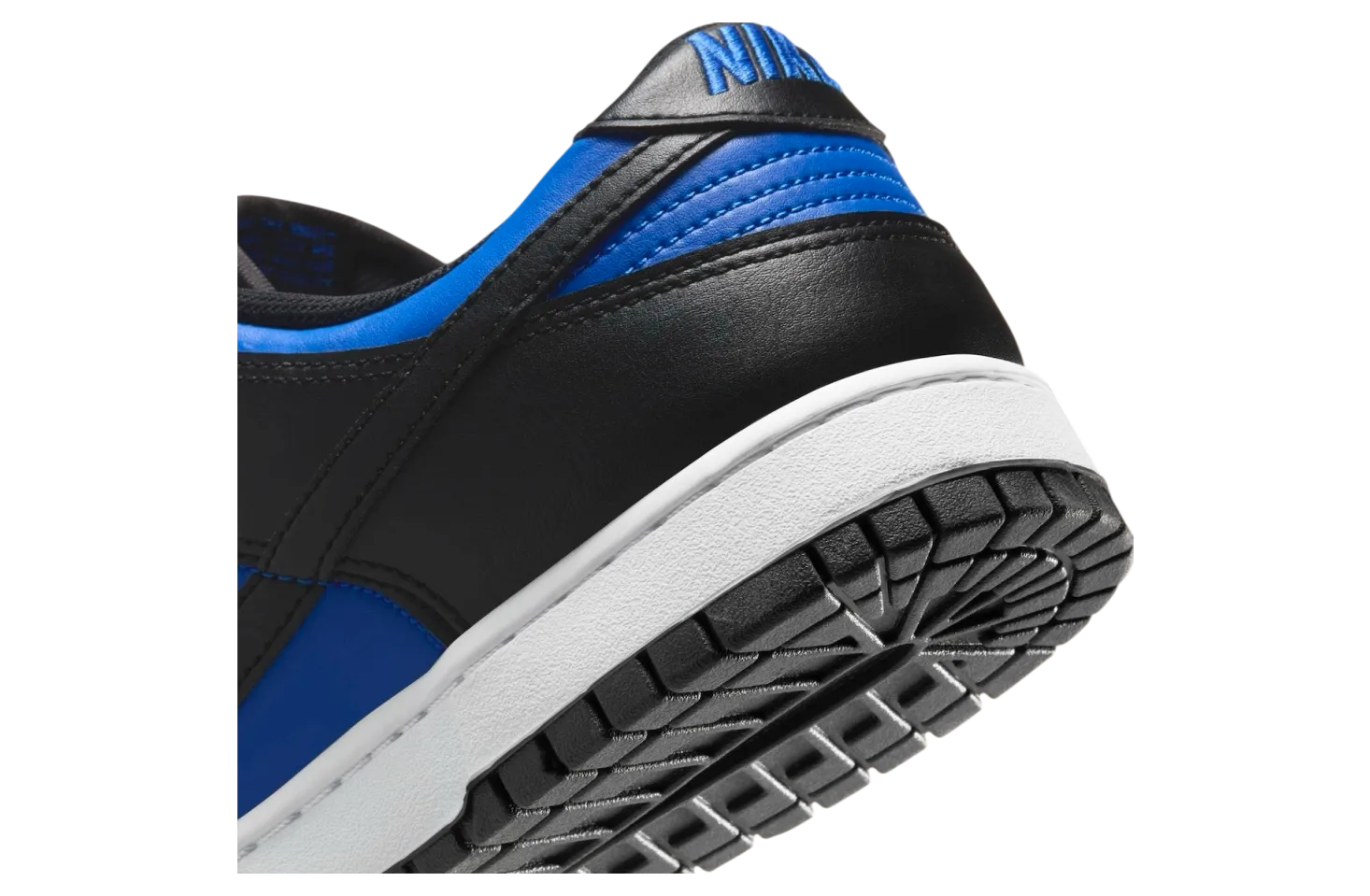nike dunk low hyper royal black 6