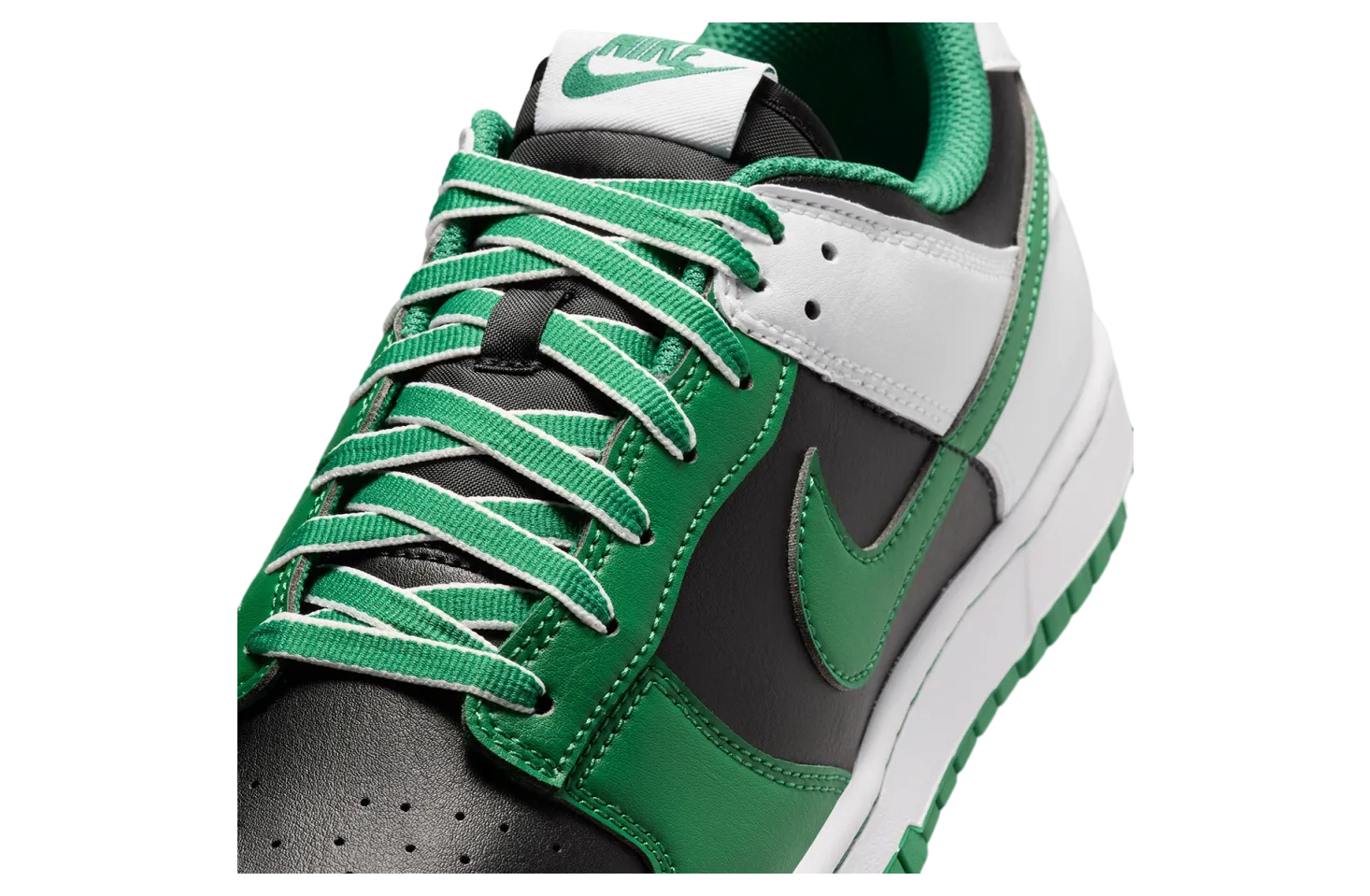nike dunk low luigi 5