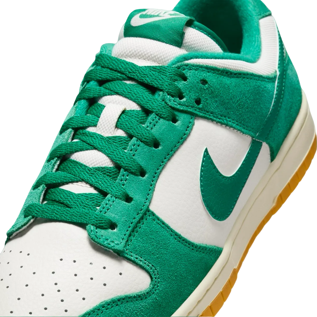 nike dunk low malachite gum 6