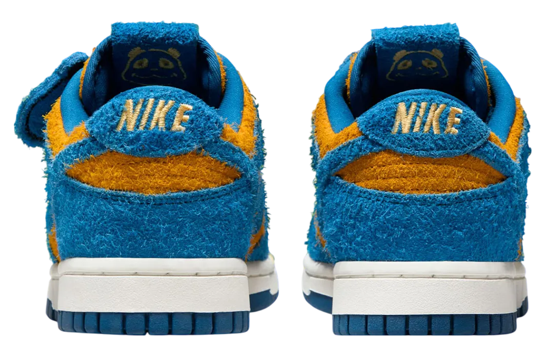 nike dunk low panda blue gold 2