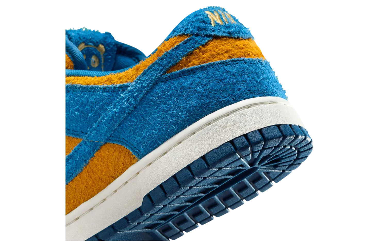 nike dunk low panda blue gold 5