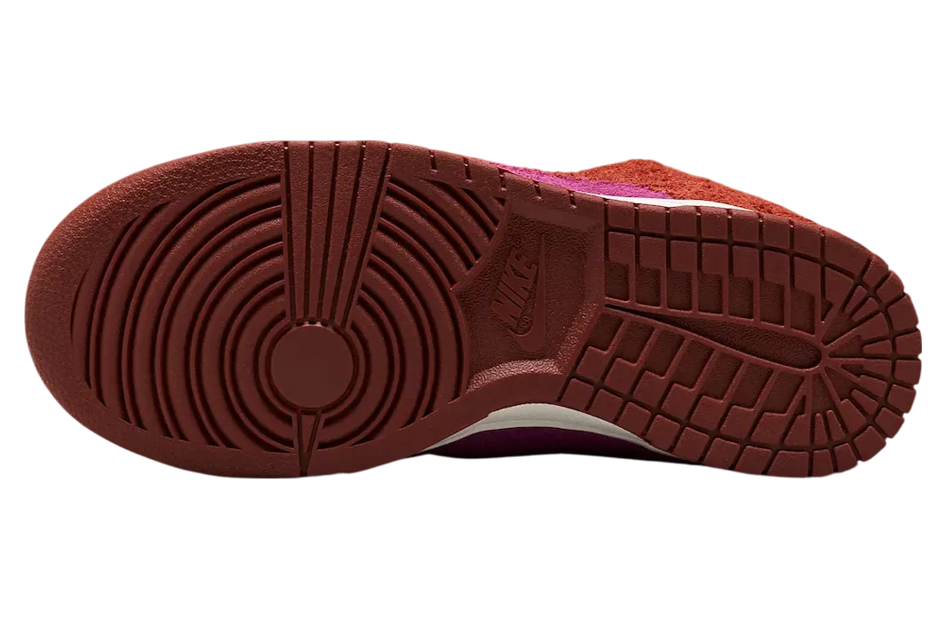 nike dunk low picante red light british tan 4