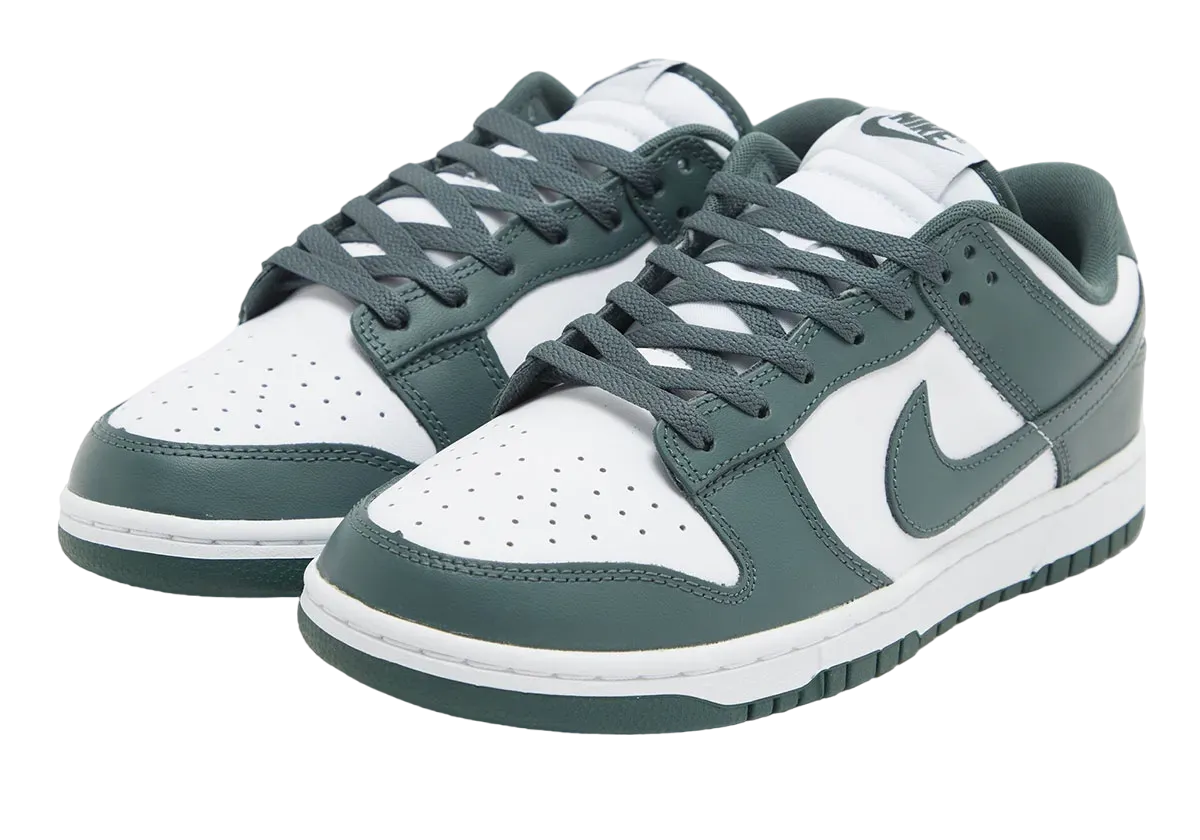 nike dunk low vintage green 0