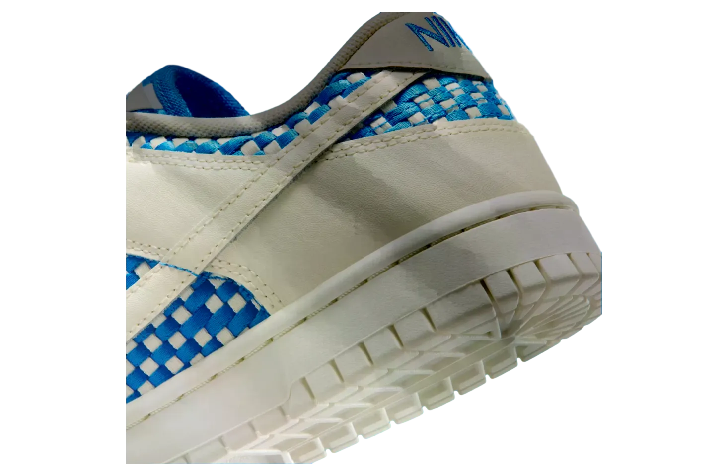 nike dunk low wind down feet up 6