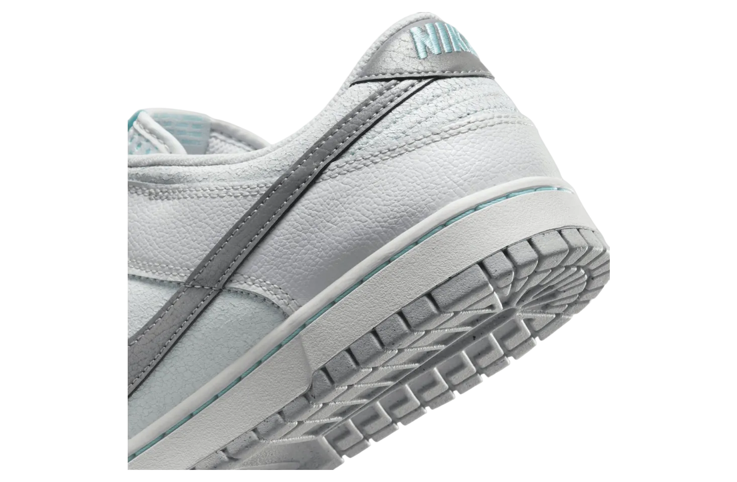 nike dunk low winter storm 5