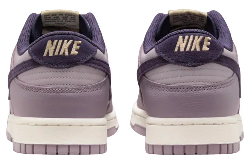 nike dunk low wmns light violet ore 2