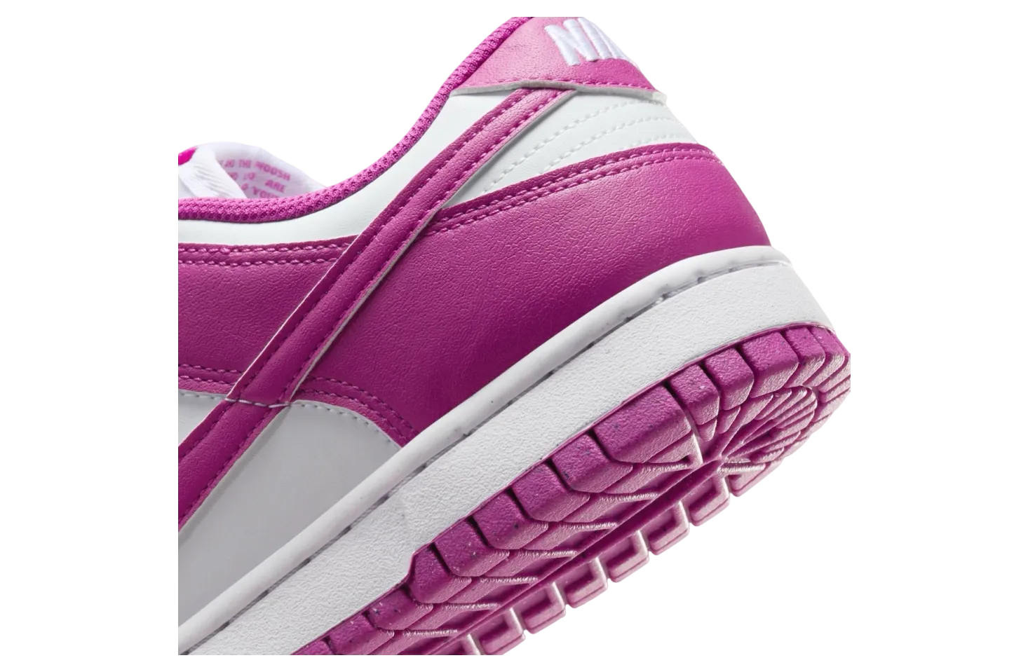 nike dunk low wmns next nature hot fuchsia 6