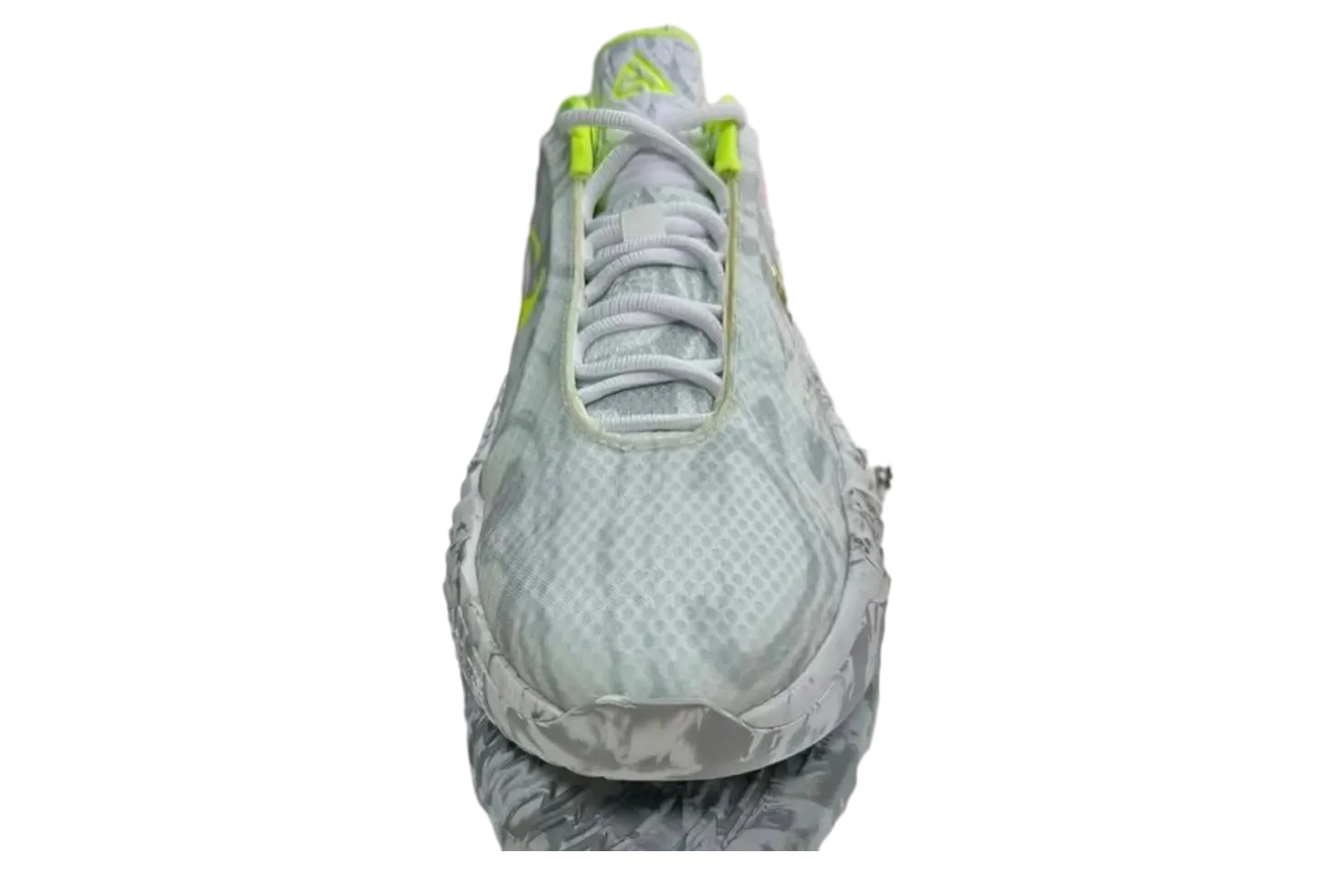 nike giannis freak 8 wolf grey volt 1