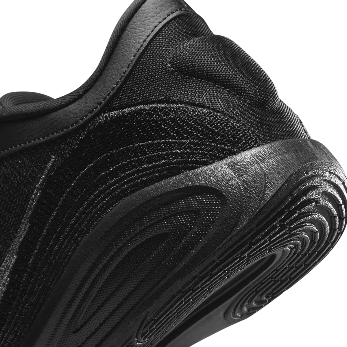 nike gt hustle academy triple black 6