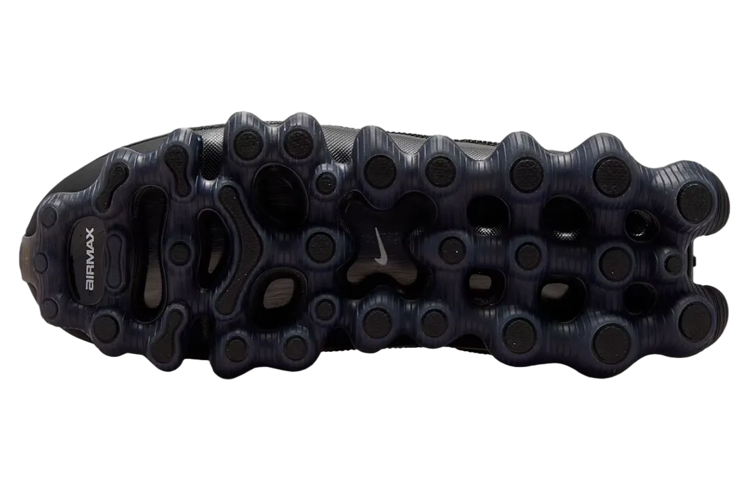 nike liquid max triple black 4
