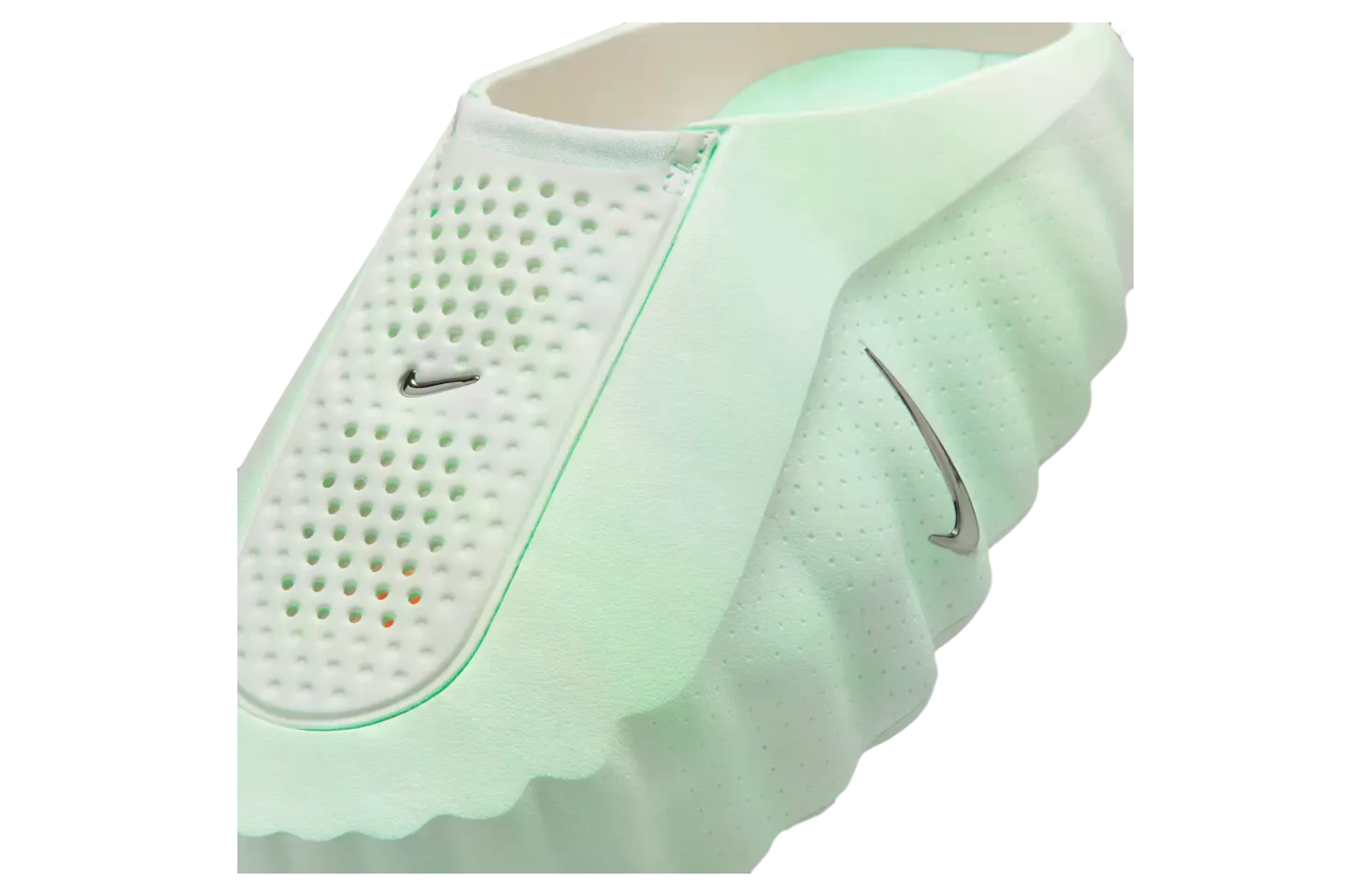 nike mind 001 barely green wmns 4