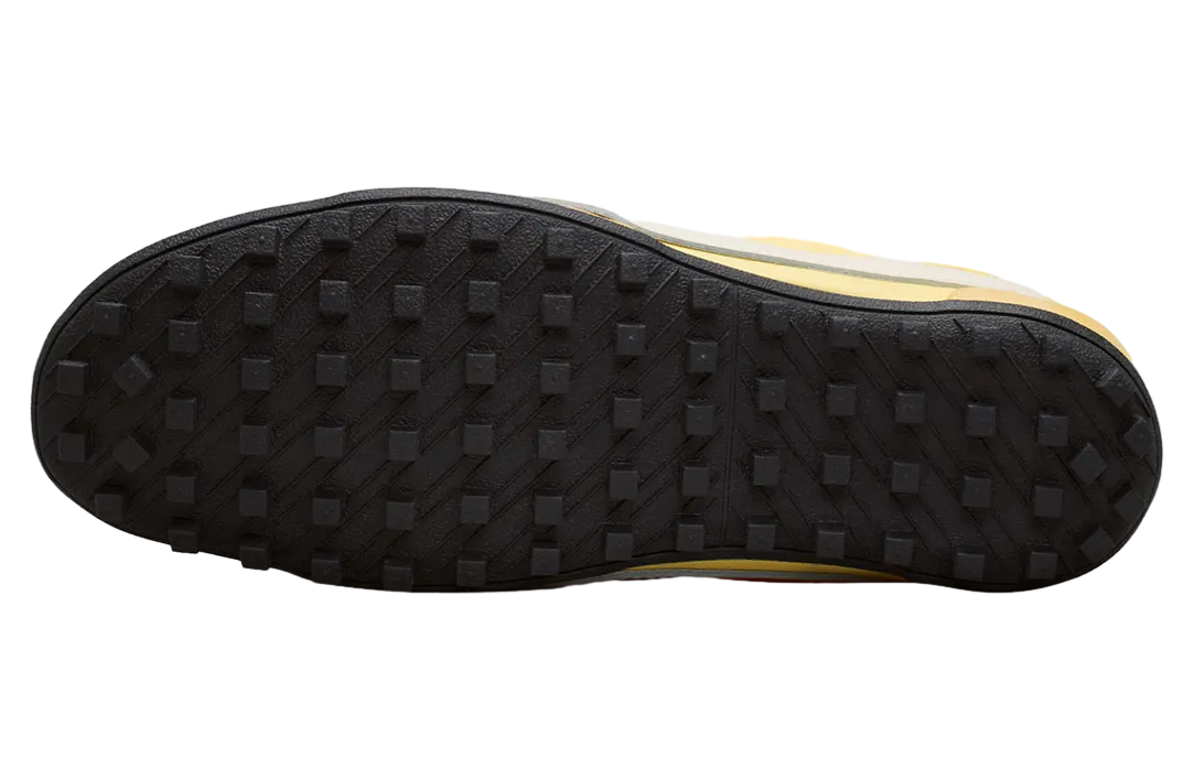 nike moon wmns soft yellow soft pearl 1