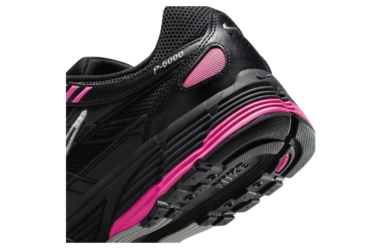 nike p 6000 wmns black hyper pink 5