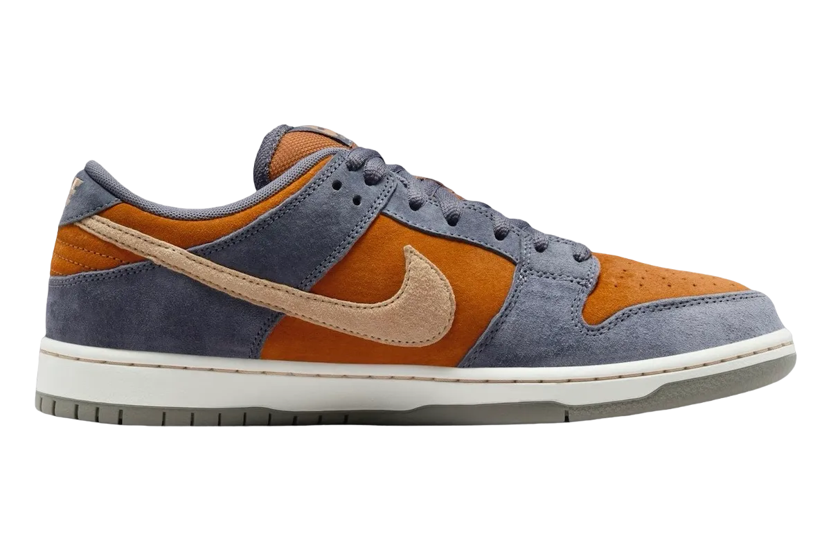 nike sb dunk low light carbon 3