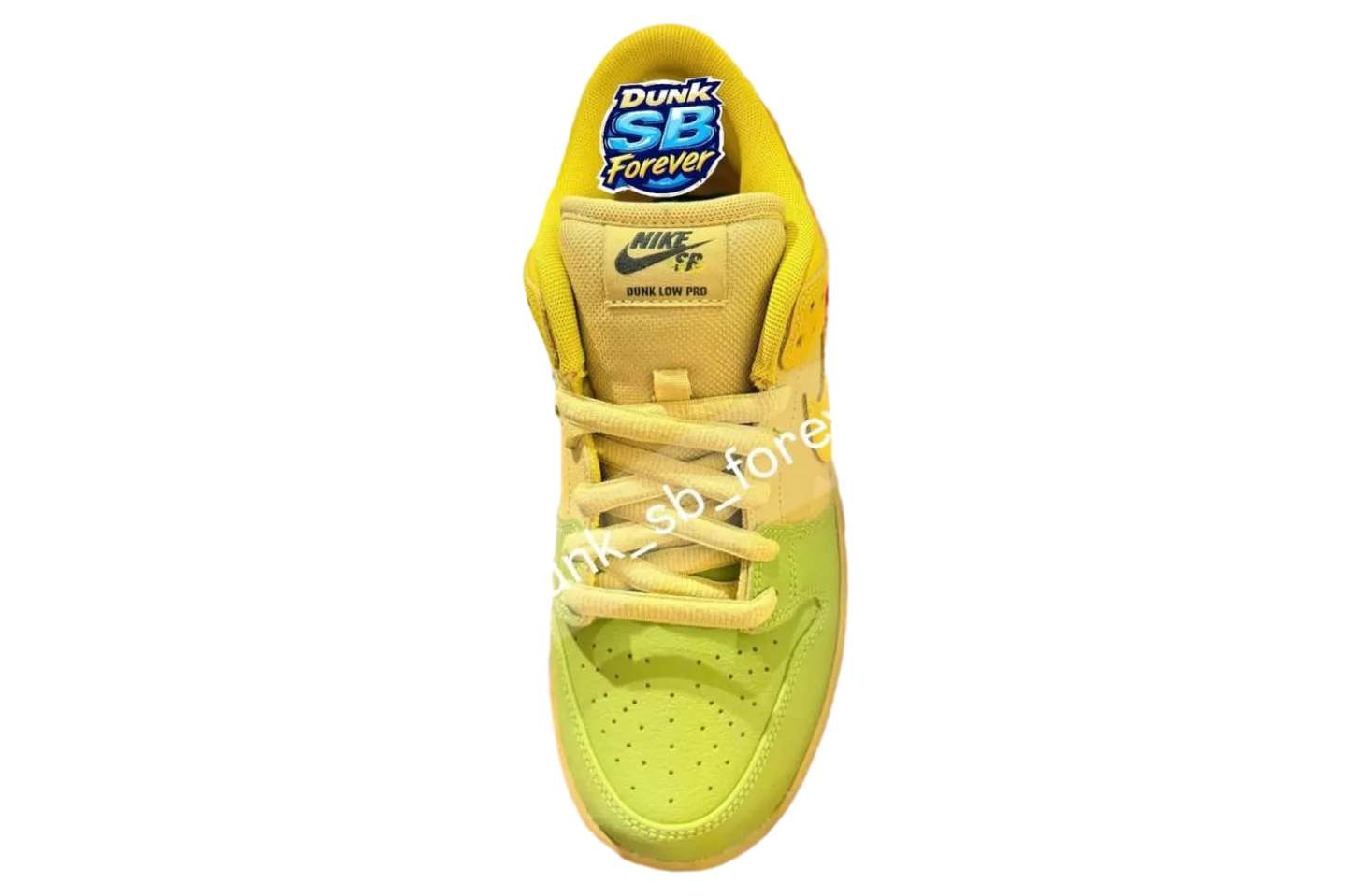 nike sb dunk low saffron quartz saffron quartz pear 0